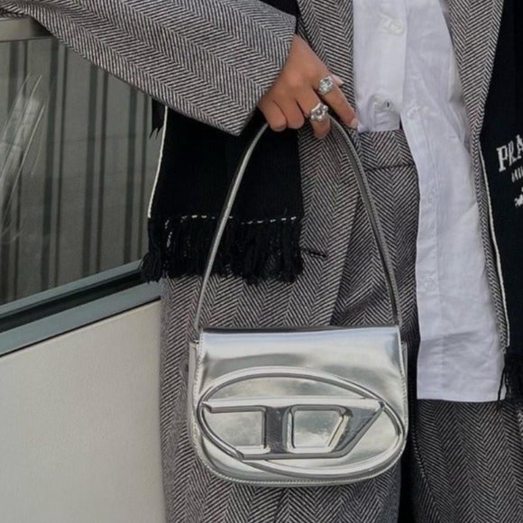 ディーゼル 1DRバッグ シルバー | www.gamescaxas.com